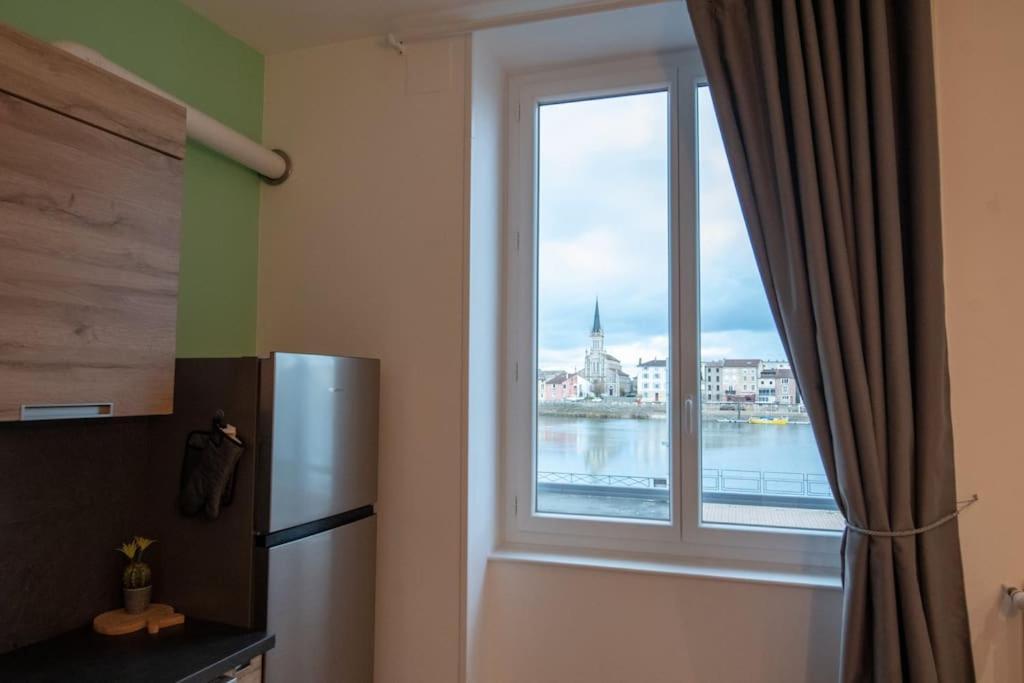 Appartement Quai Jean Jaures Le Panorama Mâcon Eksteriør bilde